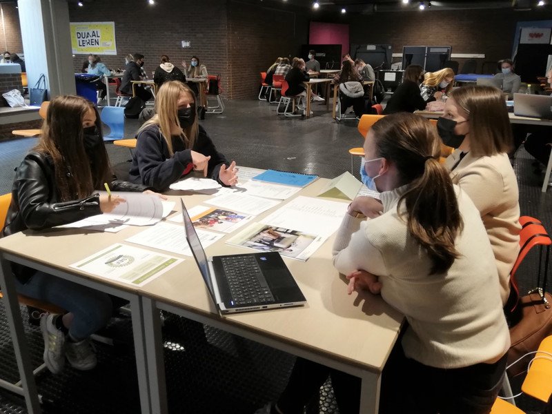 2021-06-03 6JG stagebeurs -4-.jpg