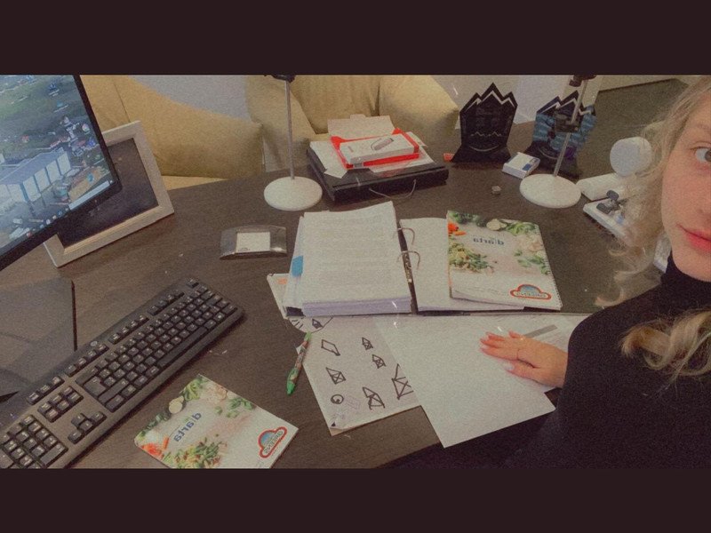 Instagram Post -10-.jpg