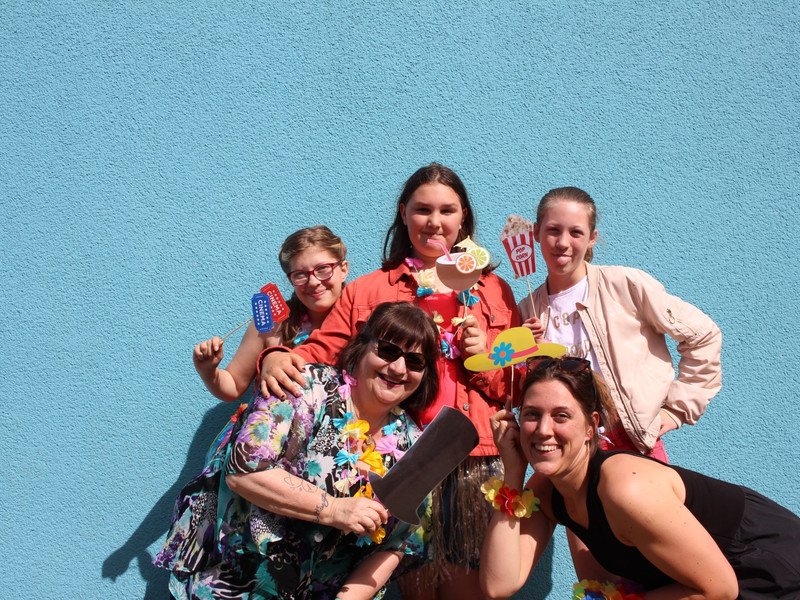 2022-06-29 1ste graad hawai fuif -92-.JPG