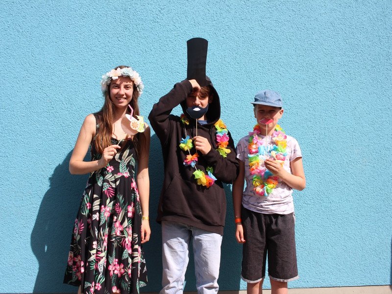 2022-06-29 1ste graad hawai fuif -94-.JPG