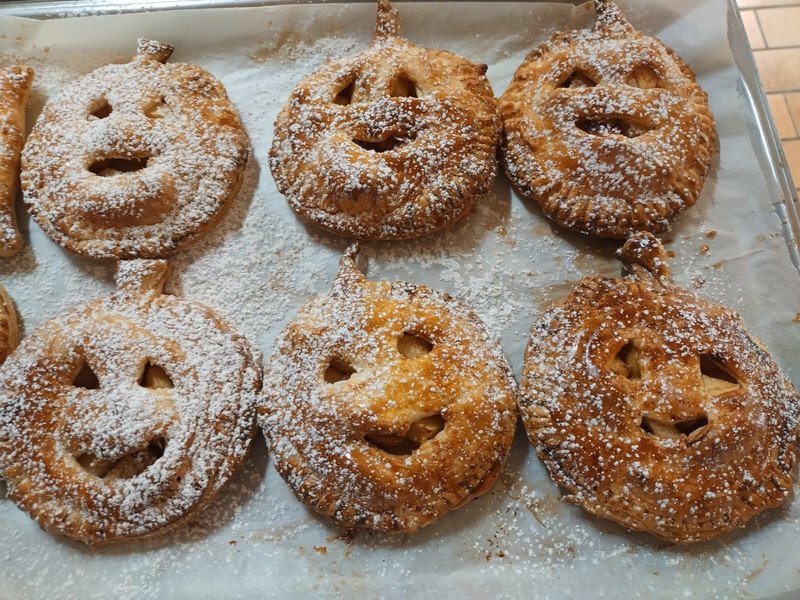 4- 2023-10-27 5AS 6OH halloween food -5-.jpeg