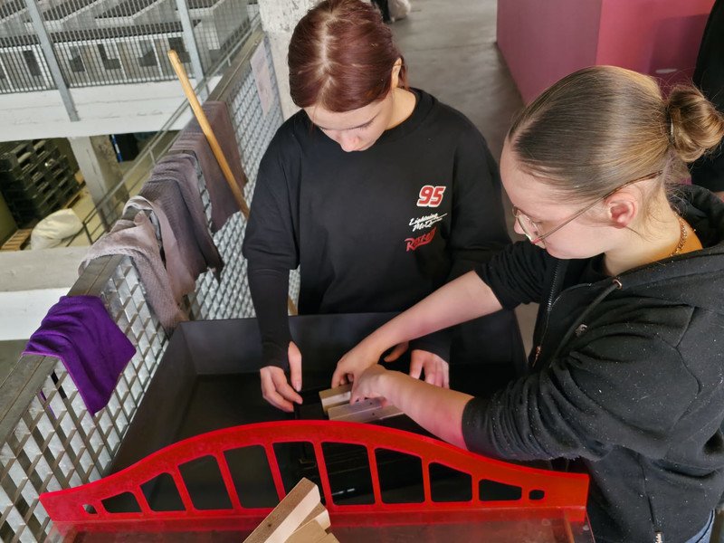 2025-05 2 Prisma -9-.jpg