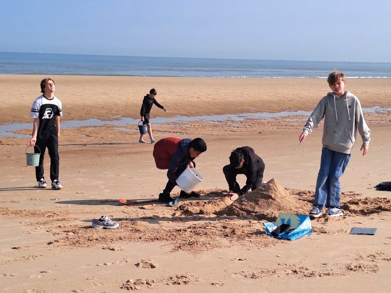 2025-06-13 1 Spectrum -14-.jpg