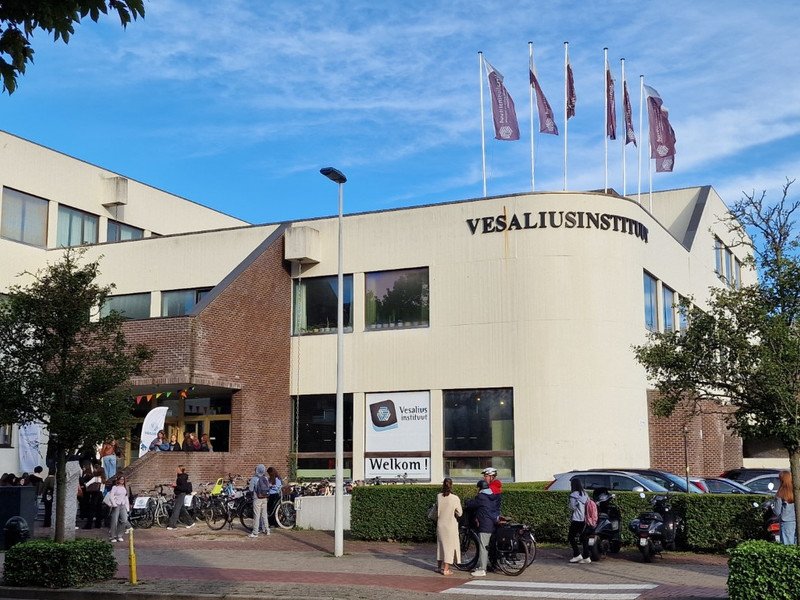 2025-09 Vesalius eerste schooldag -18-.jpg