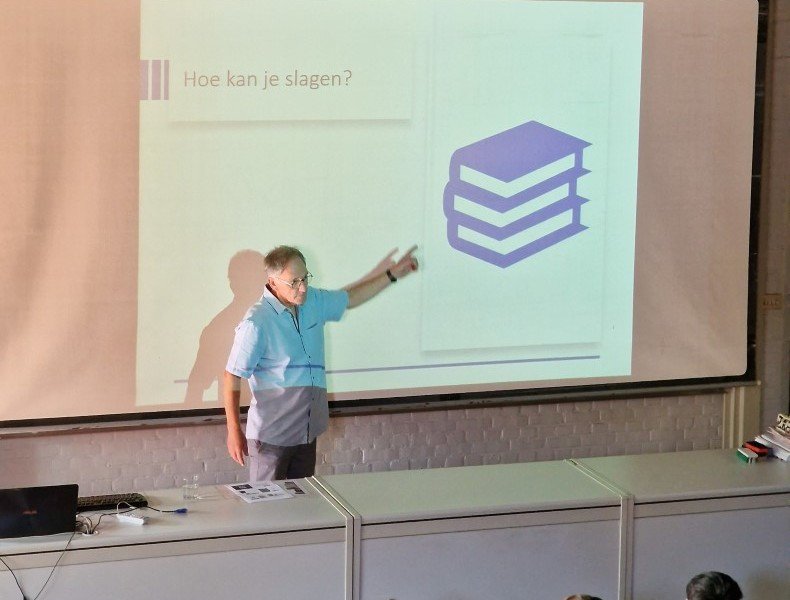 2025-09 Vesalius eerste schooldag -21-.jpg