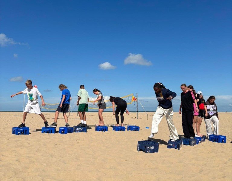 2025-09 Vesalius teambuilding -18--1.jpeg