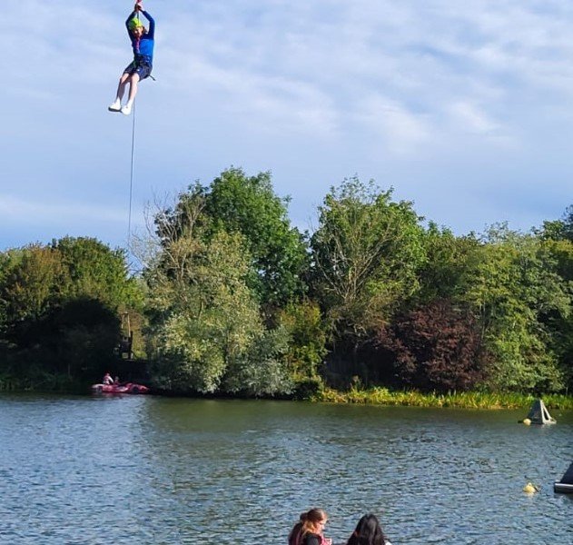 2025-09 Vesalius teambuilding -13--1.jpeg