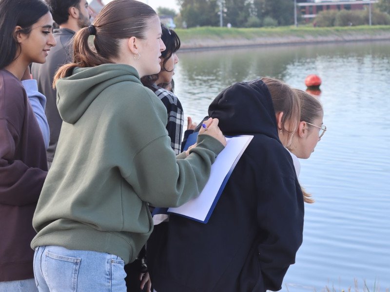 2025-09 Vesalius teambuilding -42-.JPG