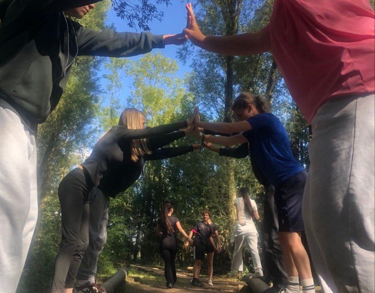 2025-09 Vesalius teambuilding -37-.jpg