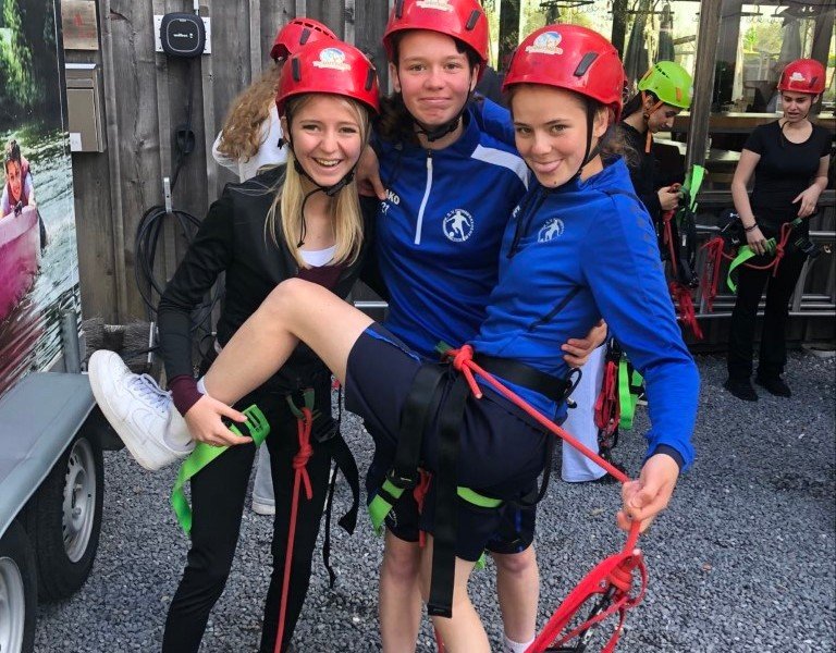 2025-09 Vesalius teambuilding -15-.jpg