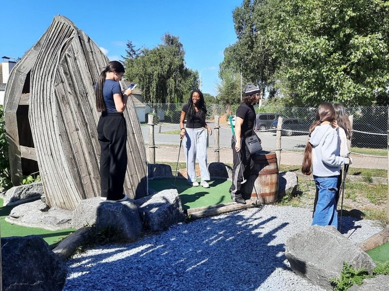 2025-09 Vesalius teambuilding -51-.jpg