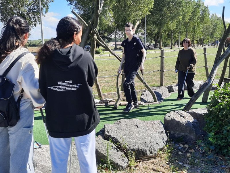 2025-09 Vesalius teambuilding -56-.jpg