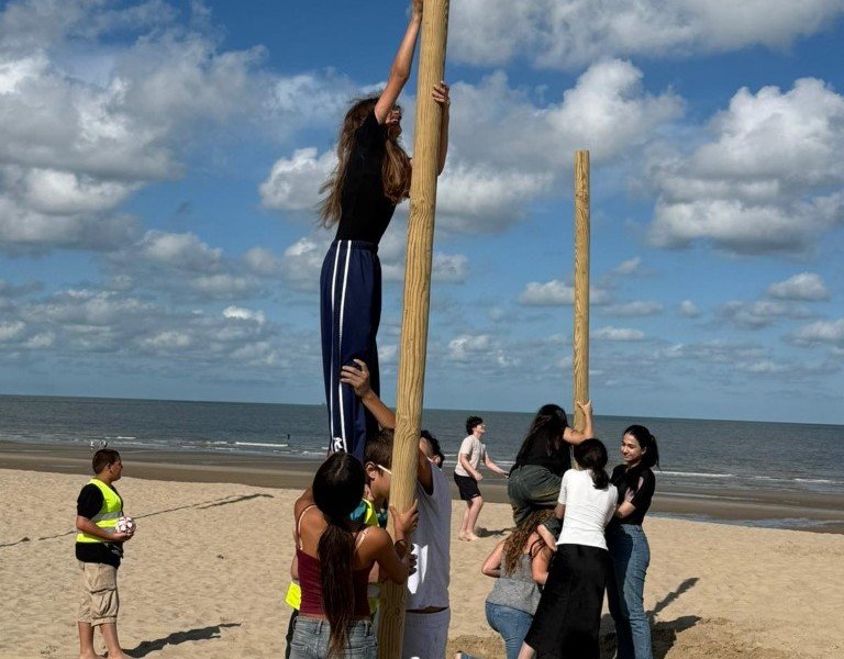 2025-09 Vesalius teambuilding -76-.jpg