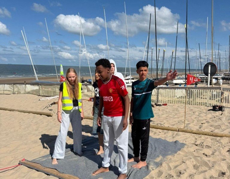 2025-09 Vesalius teambuilding -72-.jpg