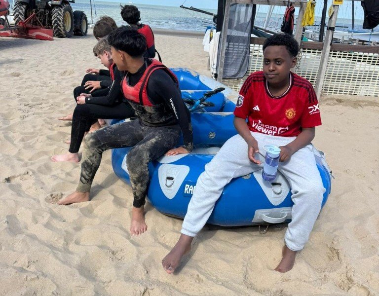 2025-09 Vesalius teambuilding -75-.jpg