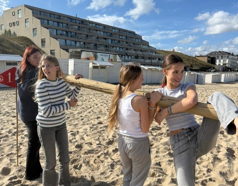 2025-09 Vesalius teambuilding -77-.jpg