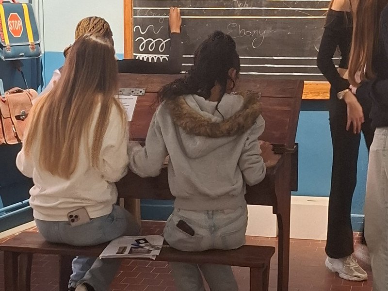 2025-11-07 5 6 AS 5BZ  -25-.jpg