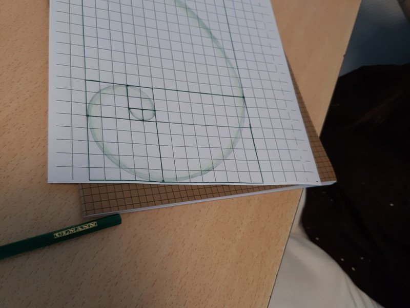 2025-11-19 5HW Fibonacci -3-.jpg