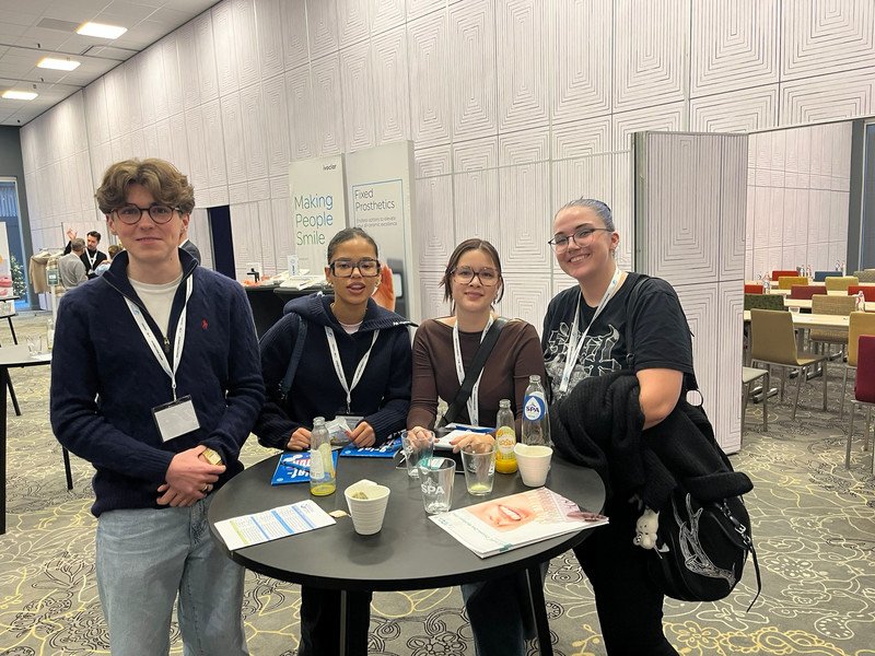 2025-11-18 7DT -5-.jpg