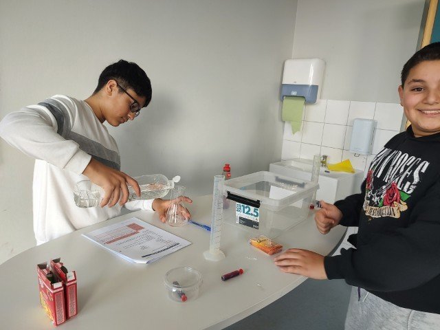 2025-11-21 2 Spectrum -6-.jpg