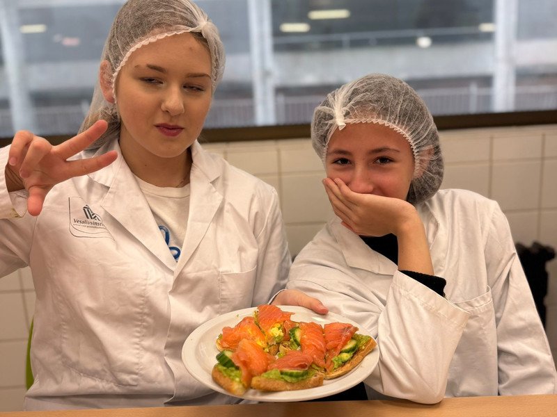 2025-11-24 2 Spectrum -4-.jpg