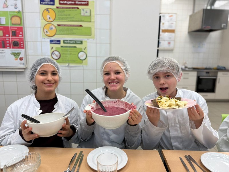 2025-11-24 2 Spectrum -7-.jpg