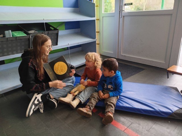 2025-12 4MW voorlezen -5-.jpg