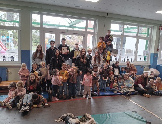 2025-12 4MW voorlezen -12-.jpg