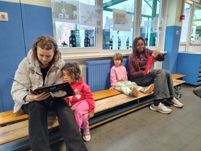 2025-12 4MW voorlezen -17-.jpg