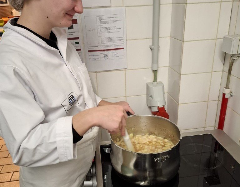 2025-12-15  5AS -18-.jpg