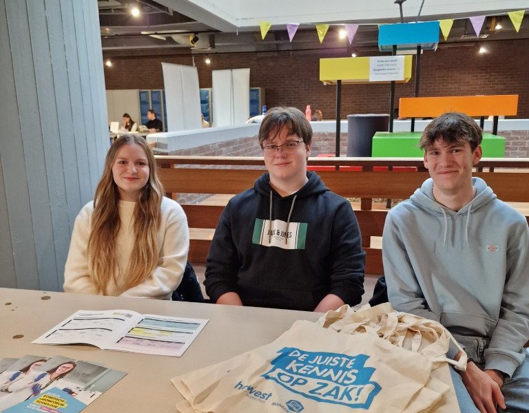 2026-01-30 Beroepenbeurs Vesalius -36-.jpg